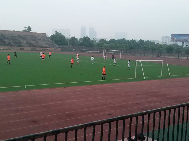 0510140921a.jpg